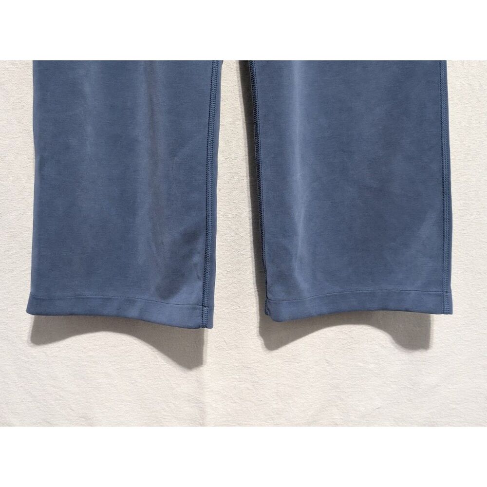 Lululemon Softstreme High-Rise Straight Leg Crop Blue Women's Size 12 - Picture 5 of 9